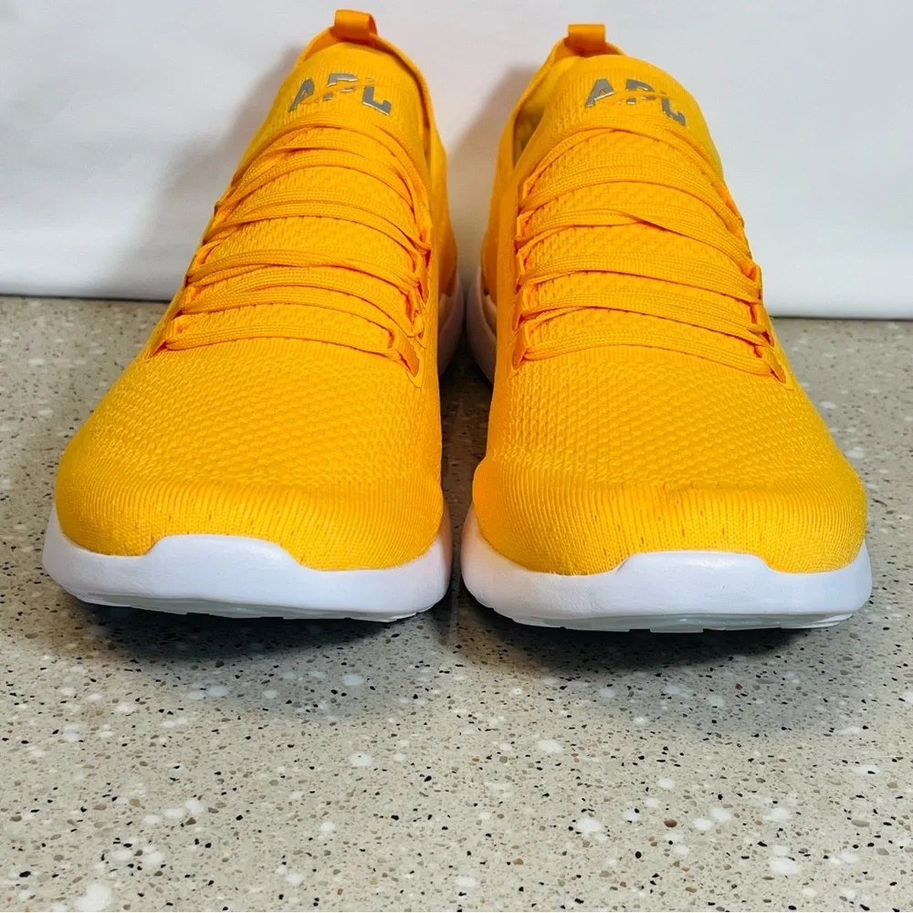 Men's APL Athletic Propulsion Labs TechLoom Breeze Size 13 New In Box Mango/Silv